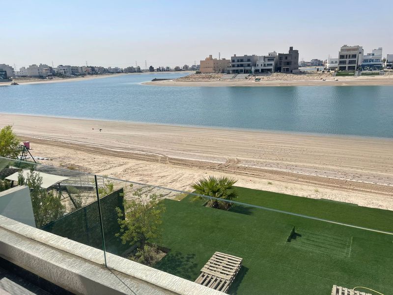 صورة شاليه للبيع في صباح الاحمد البحرية صورة شاليه للبيع في صباح الاحمد البحرية